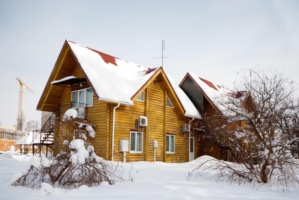 Edem Hotel Chubynske Esterno foto